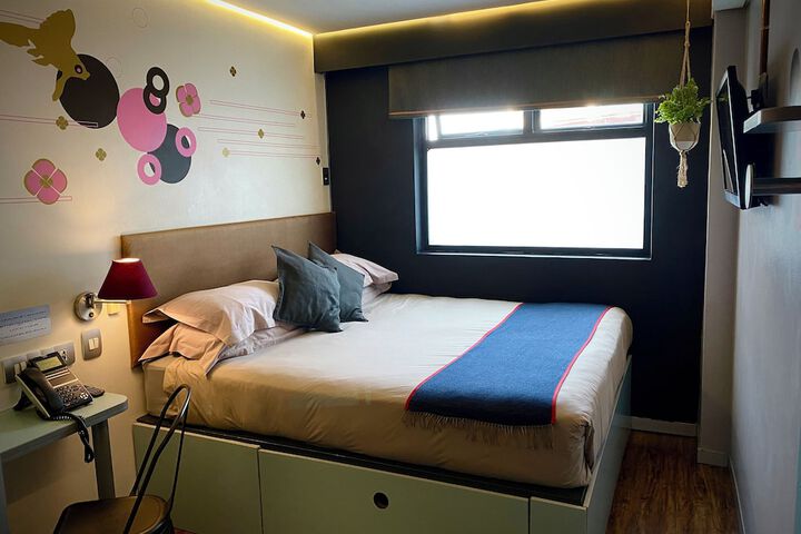 Room 7 of 55