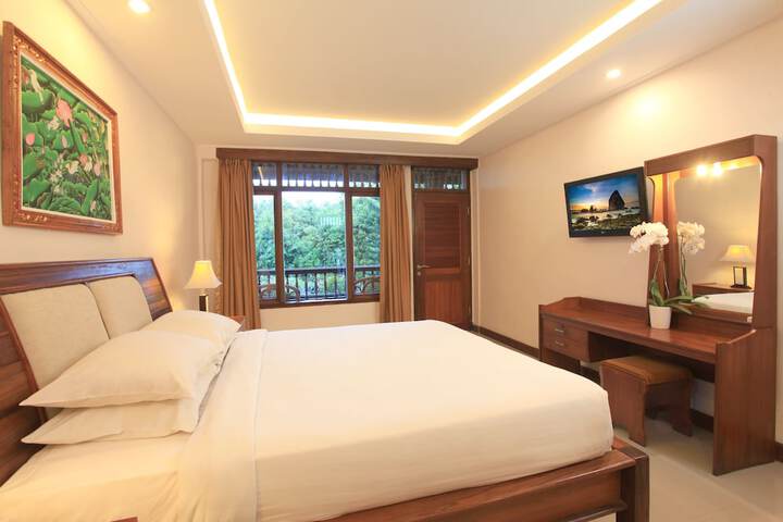 Room 6 of 62