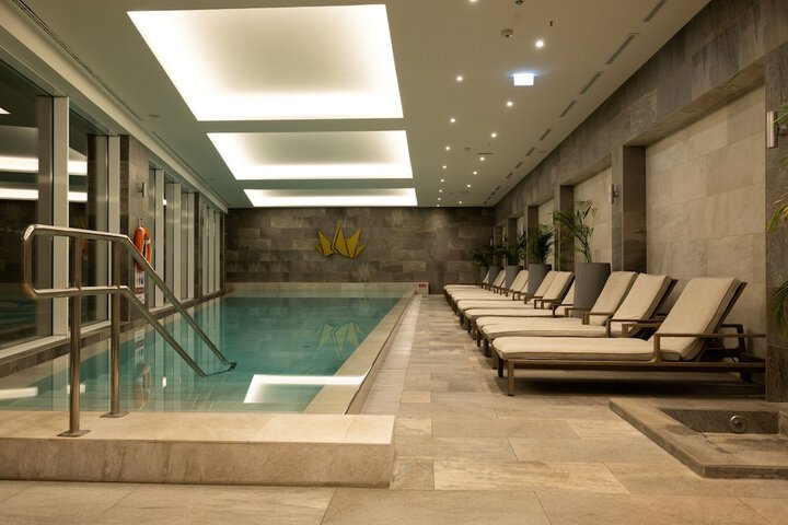 Pool 46 of 119
