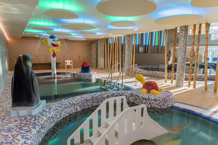 Hotel with Pool