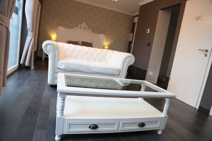 Room 21 of 161