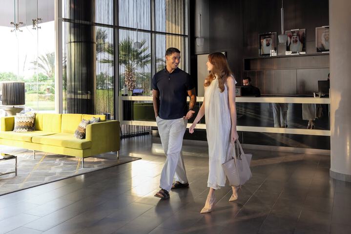 Entrance & Lobby