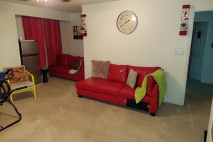 Room 16 of 64