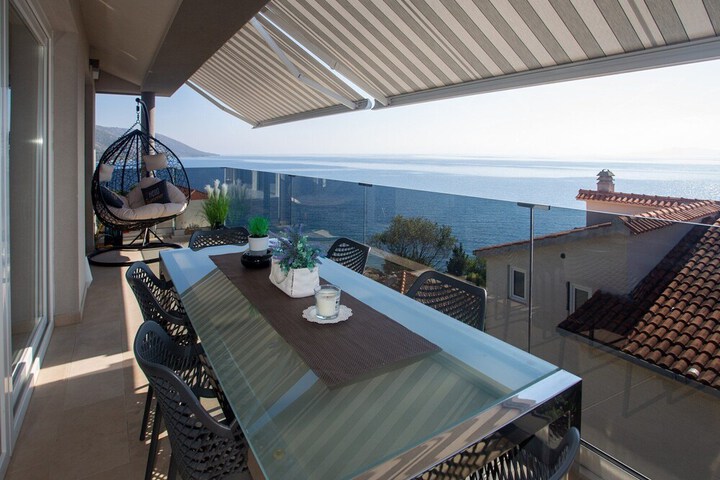 Terrace/Patio 15 of 65