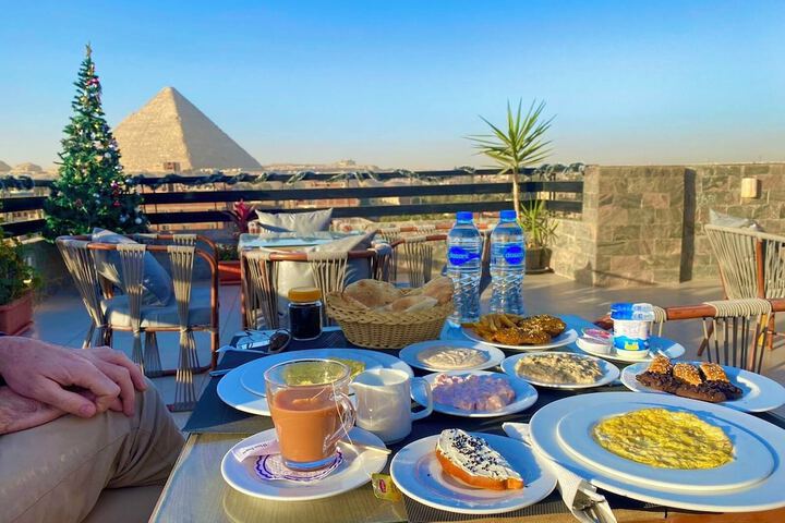 Breakfast/Coffee Service 27 of 34