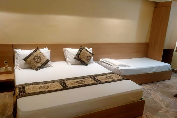 Room 14 of 23