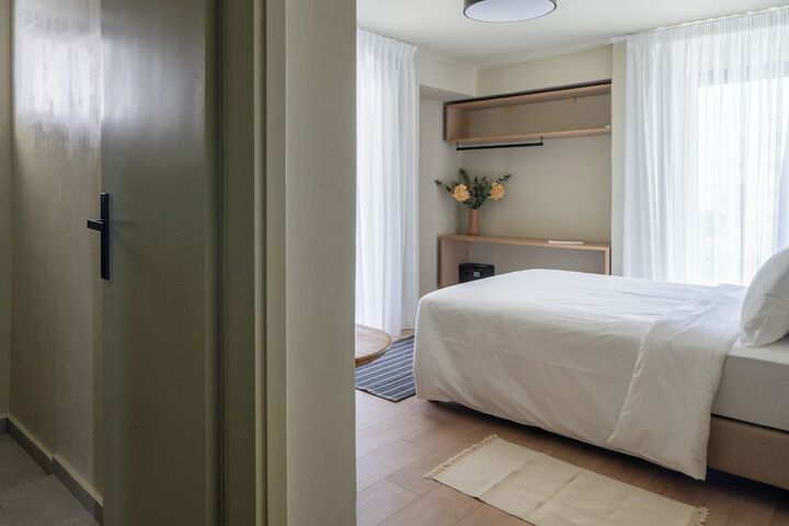 Room 22 of 63