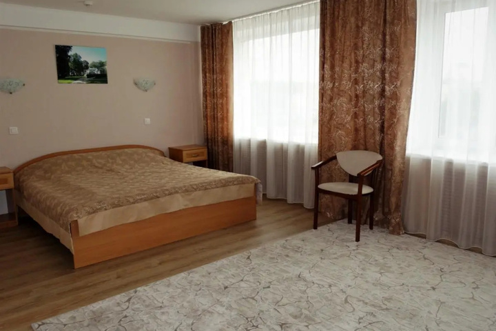 Room 6 of 30
