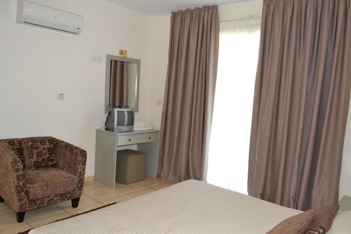 Room 30 of 70