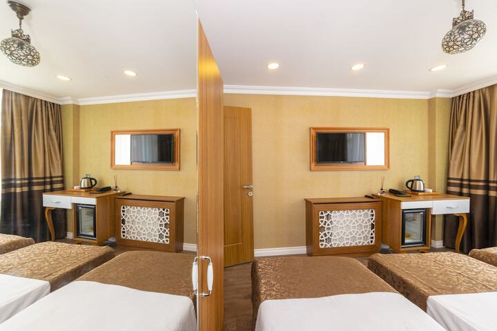 Room 14 of 48