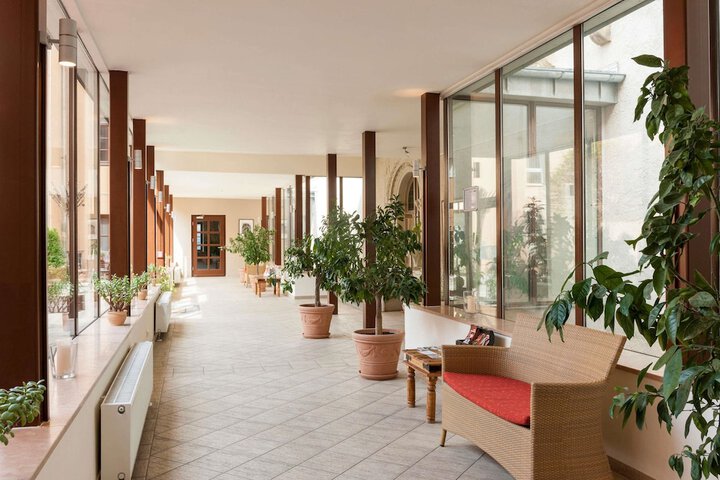 Guest Lobby