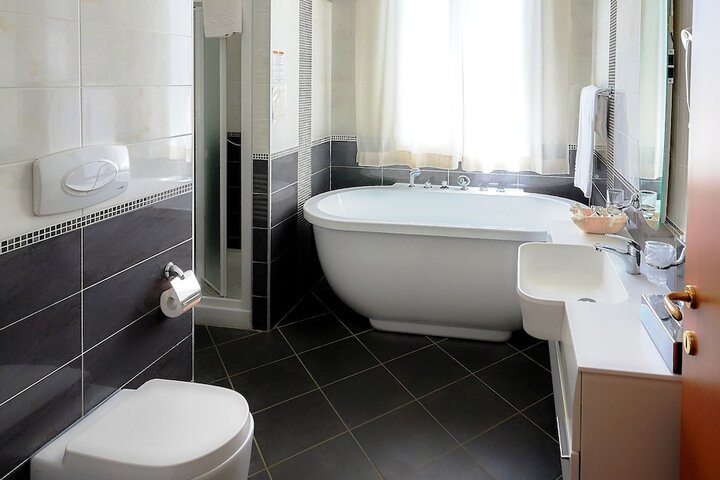 Bath Interior