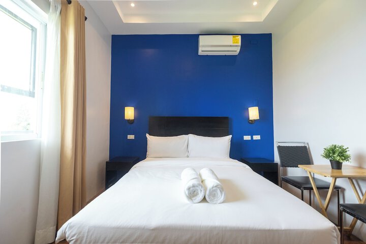 Room 13 of 44