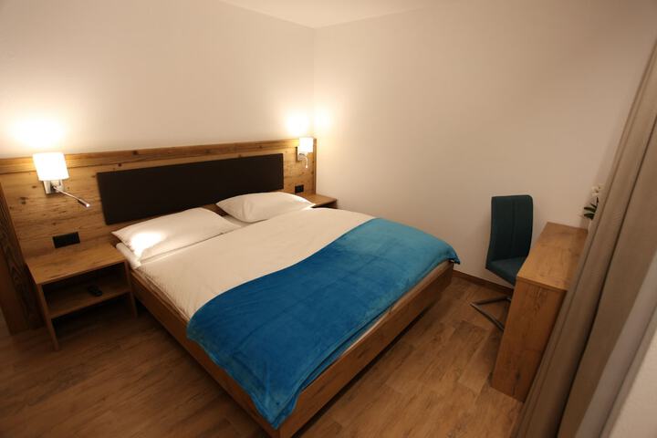 Room 3 of 57