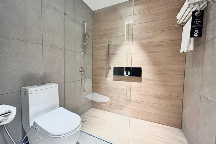 Bathroom Interior Photo