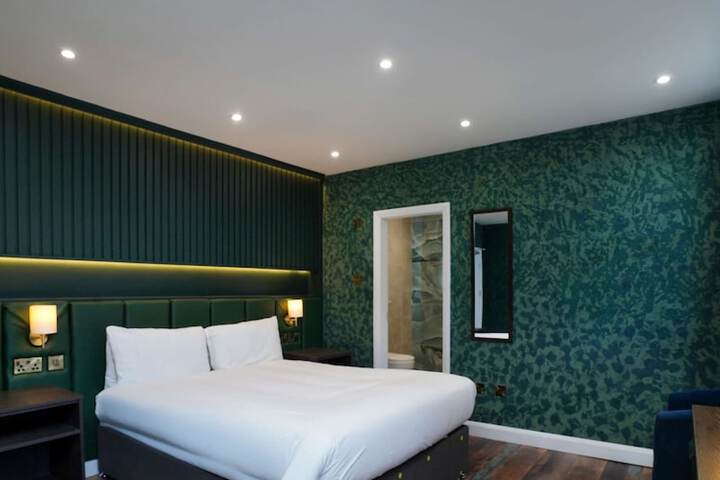 Room 67 of 295