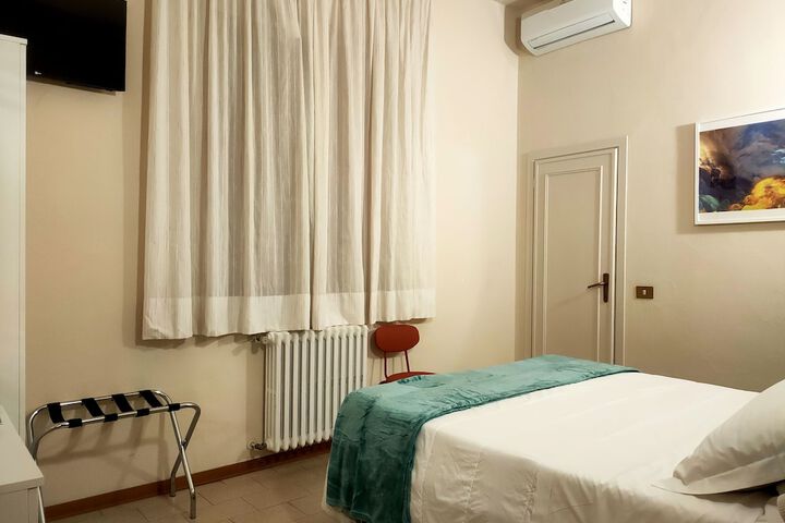 Room 16 of 71