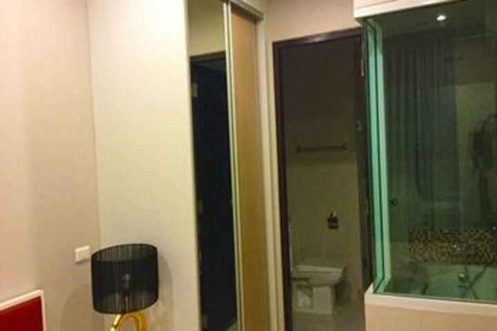 Room 2 of 15