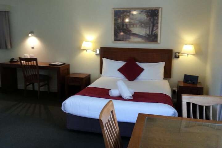 Room 8 of 52