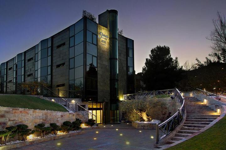 Exterior of Sansi Pedralbes