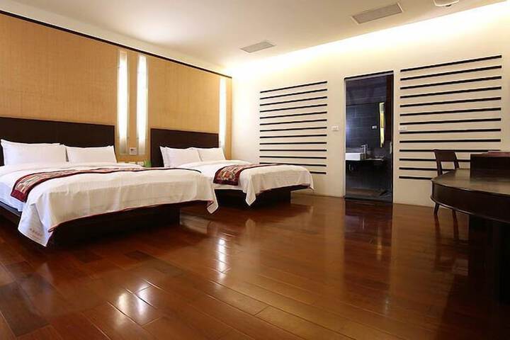 Room 20 of 62