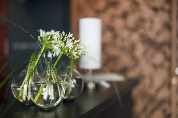 Lounge 57 of 72