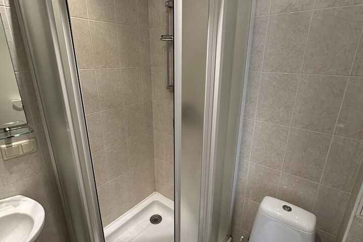 Room 20 of 25