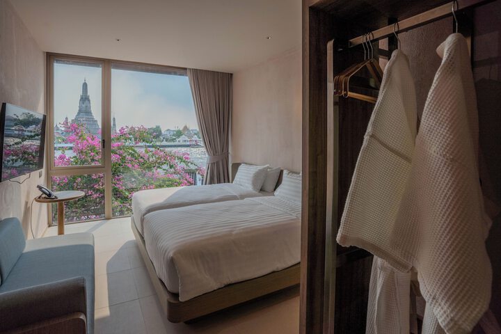 Room 46 of 151