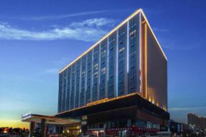 Stay International Hotel