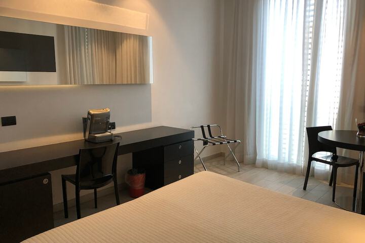 Room 22 of 248
