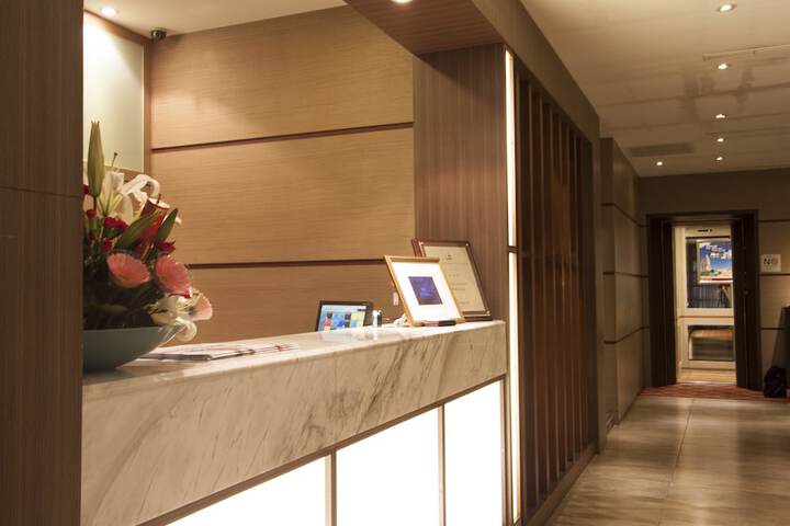Hotel Interior 4 of 30
