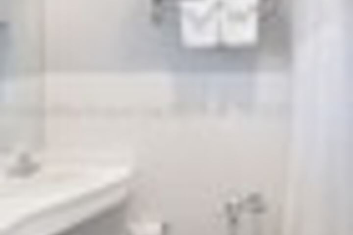 Room 461 of 549