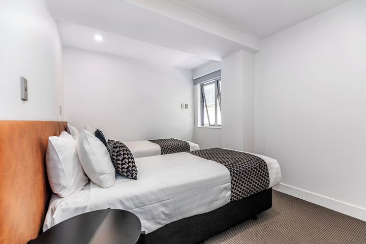 Room 5 of 29