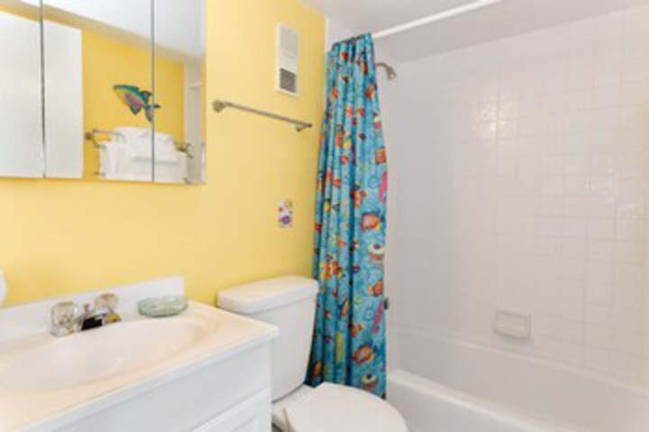 Room 2 of 26
