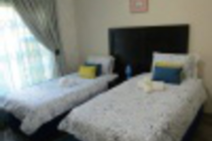 Room 40 of 192