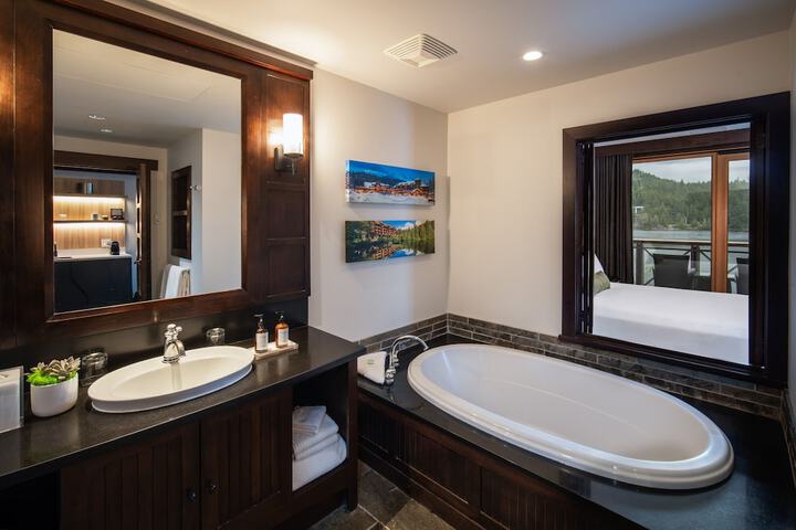 Clean Restrooms