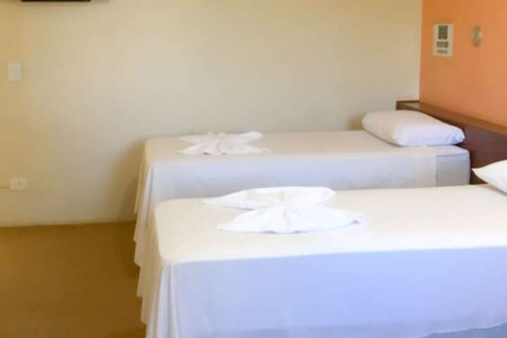 Room 15 of 64