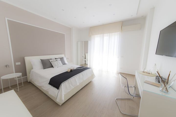 B & B Chérie - Centro di Salerno