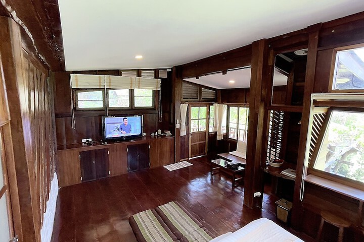 Room 8 of 58
