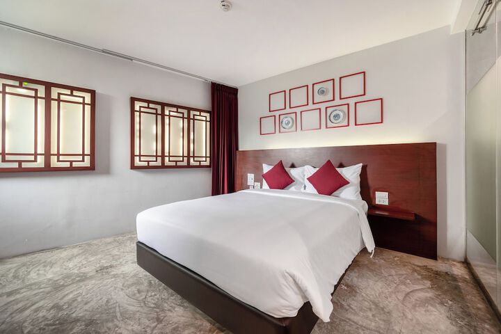 Room 25 of 51