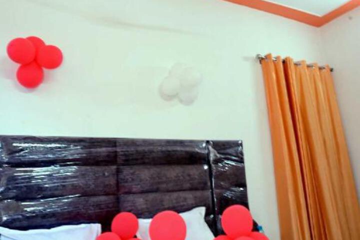 SPOT ON Hotel Heaven Inn