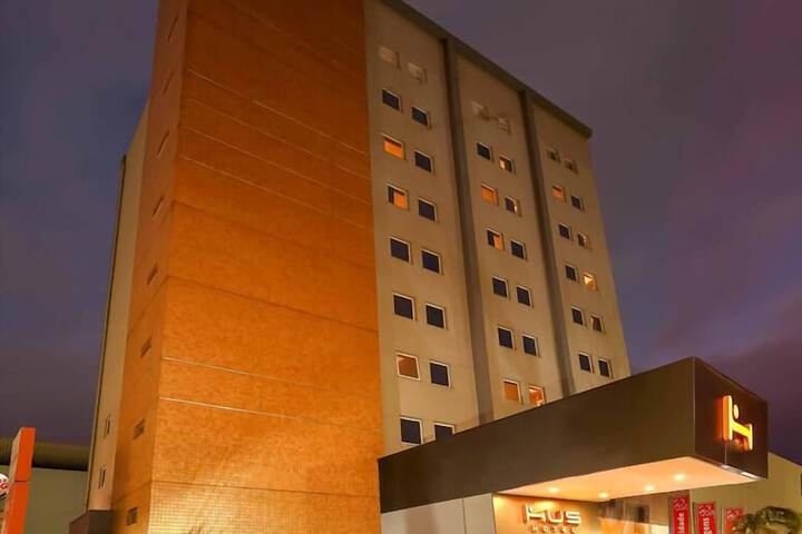 Hus Hotel Dourados