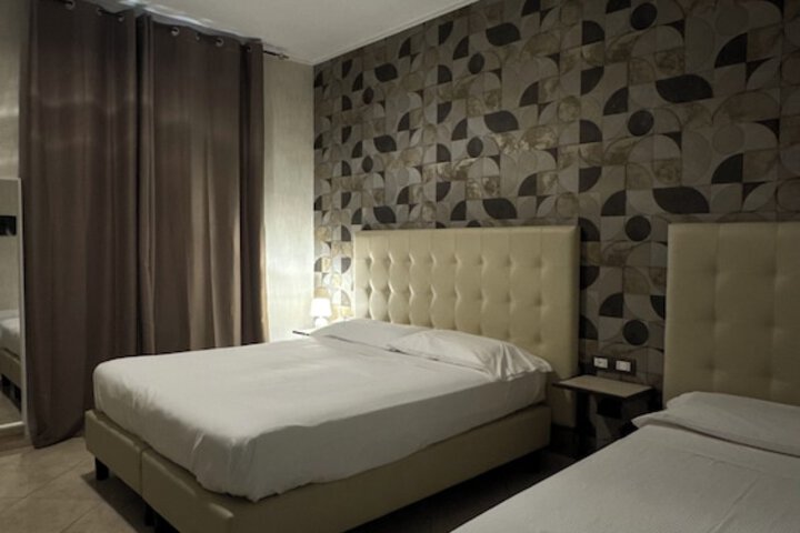 Room 3 of 17