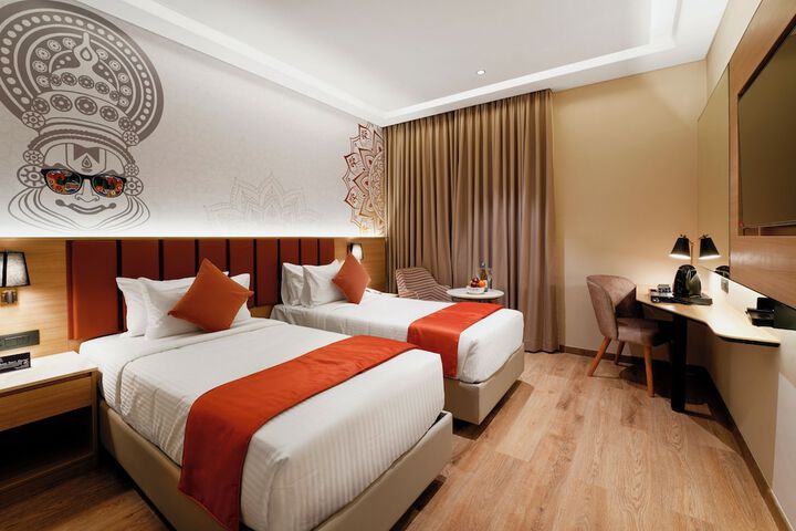 Room 13 of 24