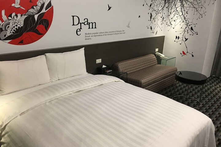 Room 15 of 60