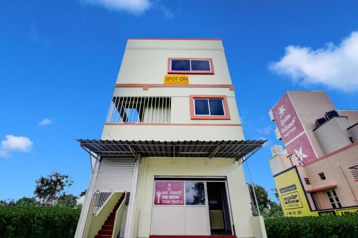 Hotel O ISIRI Rooms