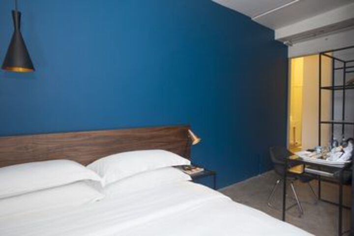 Room 78 of 89