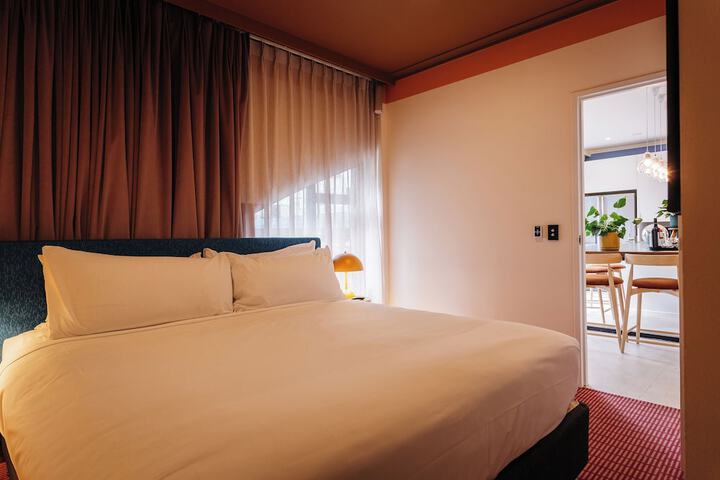 Room 19 of 46