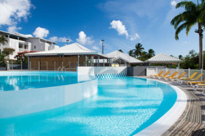 Pool 53 of 69
