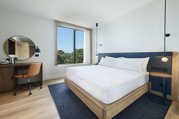 Room 16 of 58